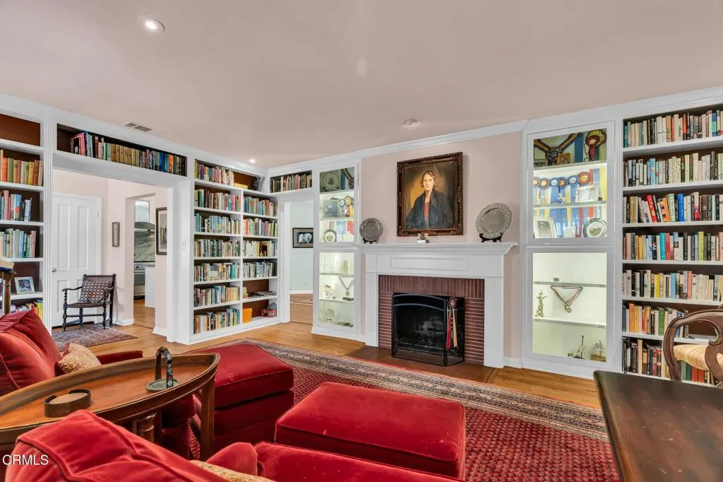 1313 E Palm Street, Altadena, California 91001 home-pic-13